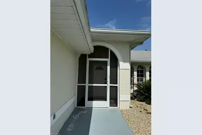 921 Jefferson Ave, Lehigh Acres, FL 33936 - Photo 11