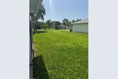 921 Jefferson Ave, Lehigh Acres, FL 33936 - Photo 17