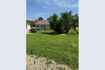 921 Jefferson Ave, Lehigh Acres, FL 33936 - Photo 25