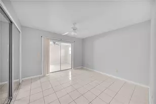 517 SE 23rd Pl, Cape Coral, FL 33990 - Photo 9