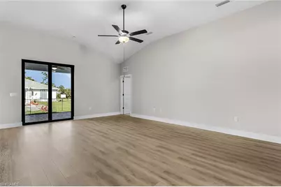401 SW 32nd Ter, Cape Coral, FL 33914 - Photo 7