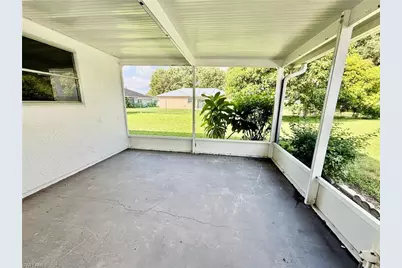48 Heath Aster Ln, Lehigh Acres, FL 33936 - Photo 5