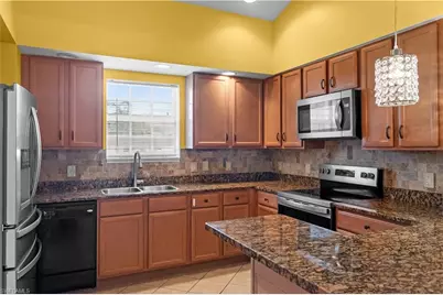 10046 Via Colomba Cir #203, Fort Myers, FL 33966 - Photo 5