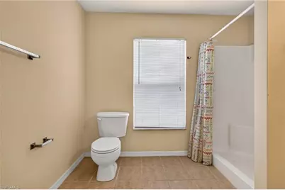 317 NE 9th Ter, Cape Coral, FL 33909 - Photo 29