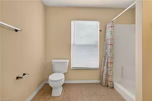 317 NE 9th Terrace, Cape Coral, FL 33909 - Photo 29
