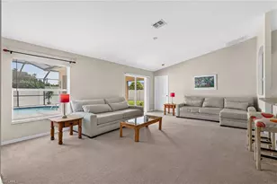 317 NE 9th Terrace, Cape Coral, FL 33909 - Photo 11
