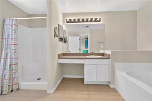 317 NE 9th Terrace, Cape Coral, FL 33909 - Photo 27