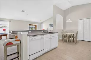 317 NE 9th Terrace, Cape Coral, FL 33909 - Photo 17