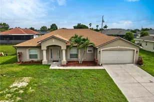 317 NE 9th Terrace, Cape Coral, FL 33909 - Photo 1