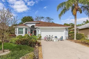 833 Mt Hood Ct, Naples, FL 34104 - Photo 1