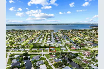 412 El Dorado Pkwy E, Cape Coral, FL 33904 - Photo 33