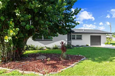 412 El Dorado Pkwy E, Cape Coral, FL 33904 - Photo 29