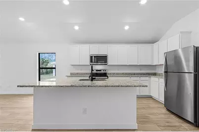 728 Goldrock Rd, Lehigh Acres, FL 33974 - Photo 7