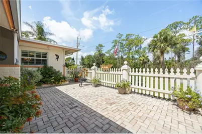1010 Michael Ave, Lehigh Acres, FL 33936 - Photo 31