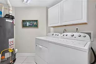 1672 Tarpon Bay Dr S, Naples, FL 34119 - Photo 23