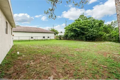 870 109th Ave N, Naples, FL 34108 - Photo 21