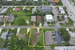 870 109th Ave N, Naples, FL 34108 - Photo 1