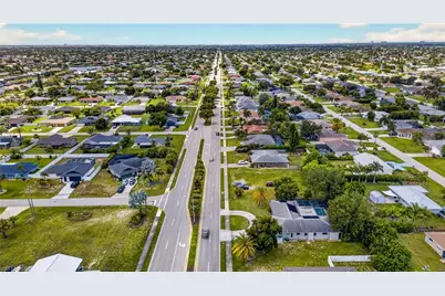 1634 Country Club Blvd, Cape Coral, FL 33990 - Photo 39