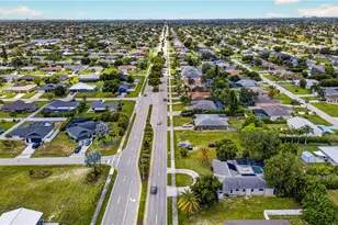 1634 Country Club Blvd, Cape Coral, FL 33990 - Photo 39