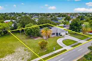 1634 Country Club Blvd, Cape Coral, FL 33990 - Photo 47