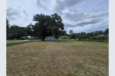 13201 5th St, Fort Myers, FL 33905 - Photo 3