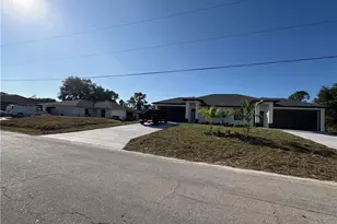 4622 26th St SW, Lehigh Acres, FL 33973 - Photo 3