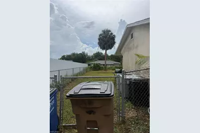 308 Vermont Way, Lehigh Acres, FL 33936 - Photo 5
