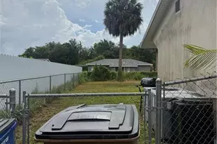 308 Vermont Way, Lehigh Acres, FL 33936 - Photo 5