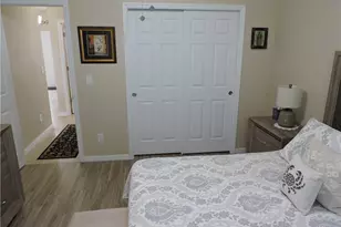 204 NW 11th St, Cape Coral, FL 33993 - Photo 27