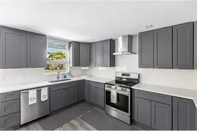 15410 Allen Way, Fort Myers, FL 33908 - Photo 9