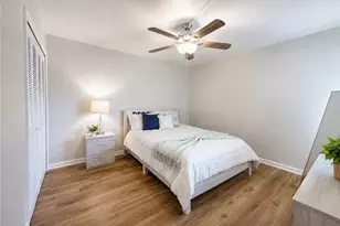 2079 Barkeley Ln, Fort Myers, FL 33907 - Photo 13