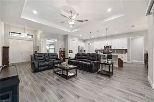 1110 NE 7th Pl, Cape Coral, FL 33909 - Photo 7