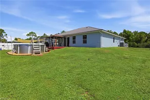 404 Parkdale Blvd, Lehigh Acres, FL 33974 - Photo 33