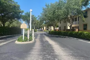 15360 Bellamar Cir, Fort Myers, FL 33908 - Photo 25