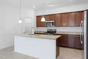 14467 Cantabria Dr, Fort Myers, FL 33905 - Photo 5