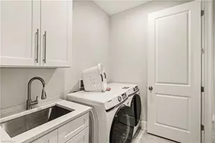 2019 SW 28th Ln, Cape Coral, FL 33914 - Photo 29