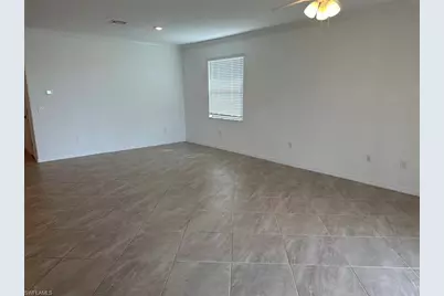 14510 Cantabria Dr, Fort Myers, FL 33905 - Photo 5