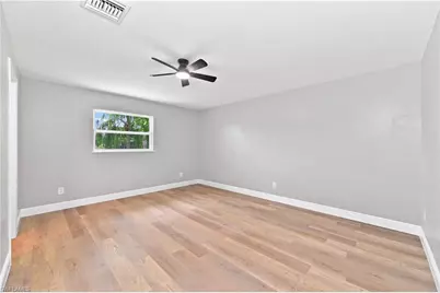903 SE 20th Ct, Cape Coral, FL 33990 - Photo 23