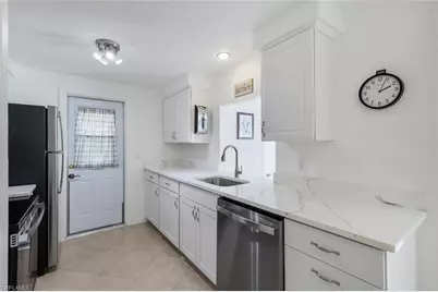 11330 Linda Loma Dr, Fort Myers, FL 33908 - Photo 11