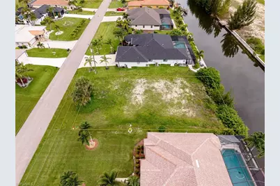 1729 SW 29th Ter, Cape Coral, FL 33914 - Photo 15