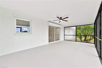 903 SE 20th Ct, Cape Coral, FL 33990 - Photo 5