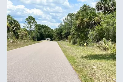 332 Cory St, Port Charlotte, FL 33953 - Photo 3