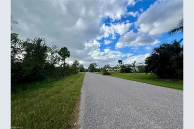 12189 Vaughan Ave, Port Charlotte, FL 33981 - Photo 3