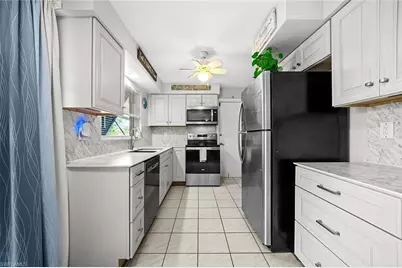 224 SE 43rd Ter, Cape Coral, FL 33904 - Photo 11