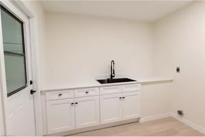 15200 Sweetwater Ct, Fort Myers, FL 33912 - Photo 29