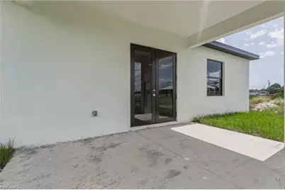 4002 9th St SW, Lehigh Acres, FL 33976 - Photo 5
