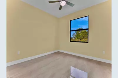 637 Cardinal St E, Lehigh Acres, FL 33974 - Photo 19
