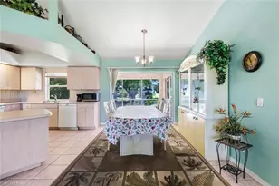 1015 SE 4th Pl, Cape Coral, FL 33990 - Photo 13