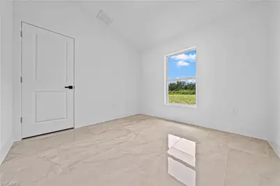4405 E 11th St, Lehigh Acres, FL 33972 - Photo 9