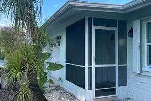 2705 SE 17th Ave, Cape Coral, FL 33904 - Photo 11